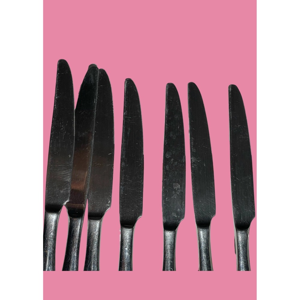 Mikasa Steak Knives Lot of 12 Stainless Steel Serrated Dinner Knives Flatware - Picture 3 of 11